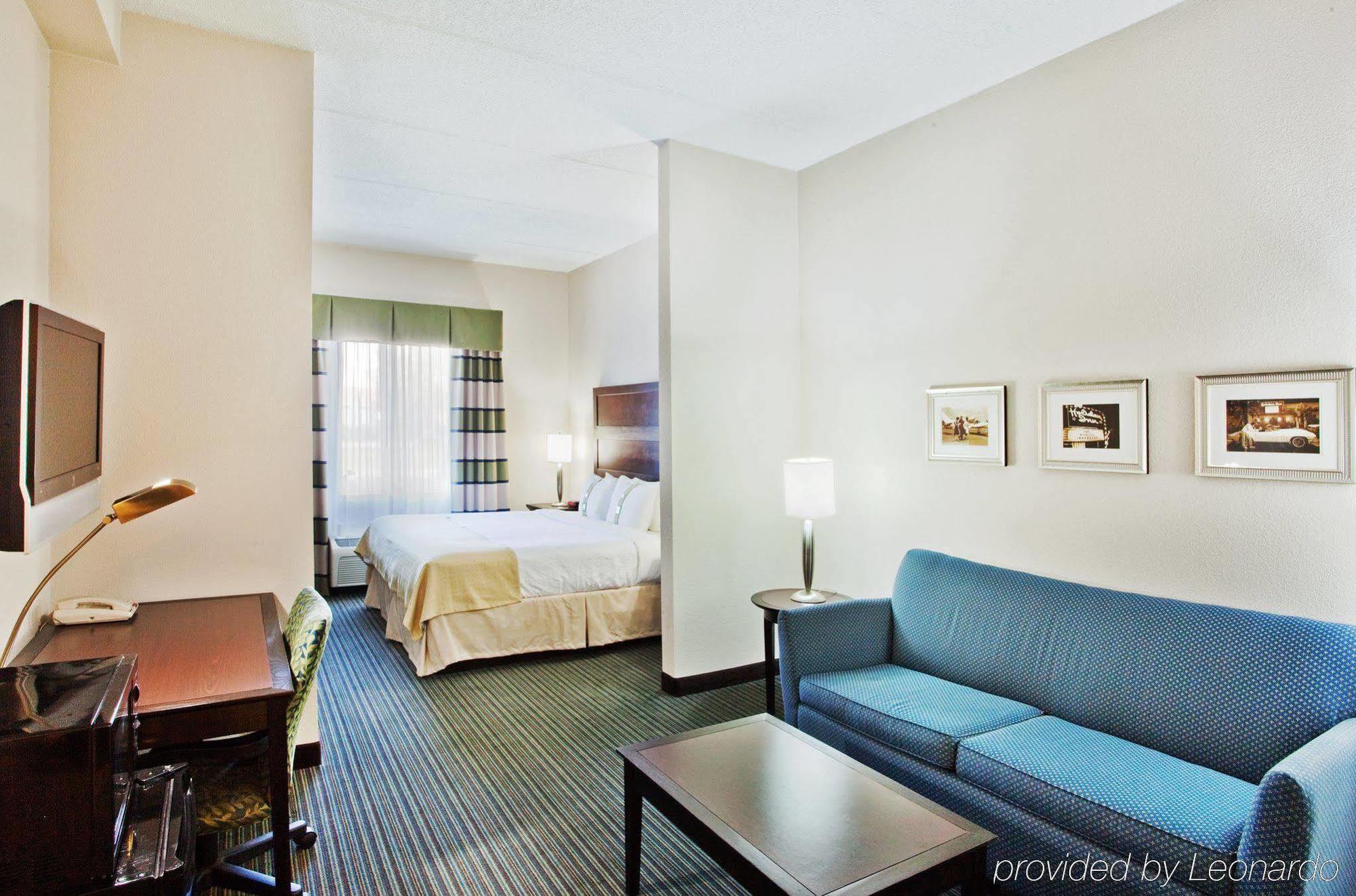 Holiday Inn Atlanta/Roswell By Ihg Room photo